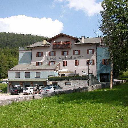Hotel Martinella Folgaria Luaran gambar