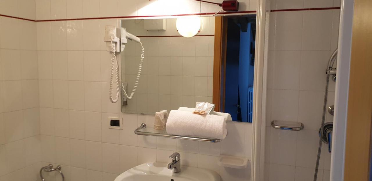 Hotel Martinella Folgaria Luaran gambar