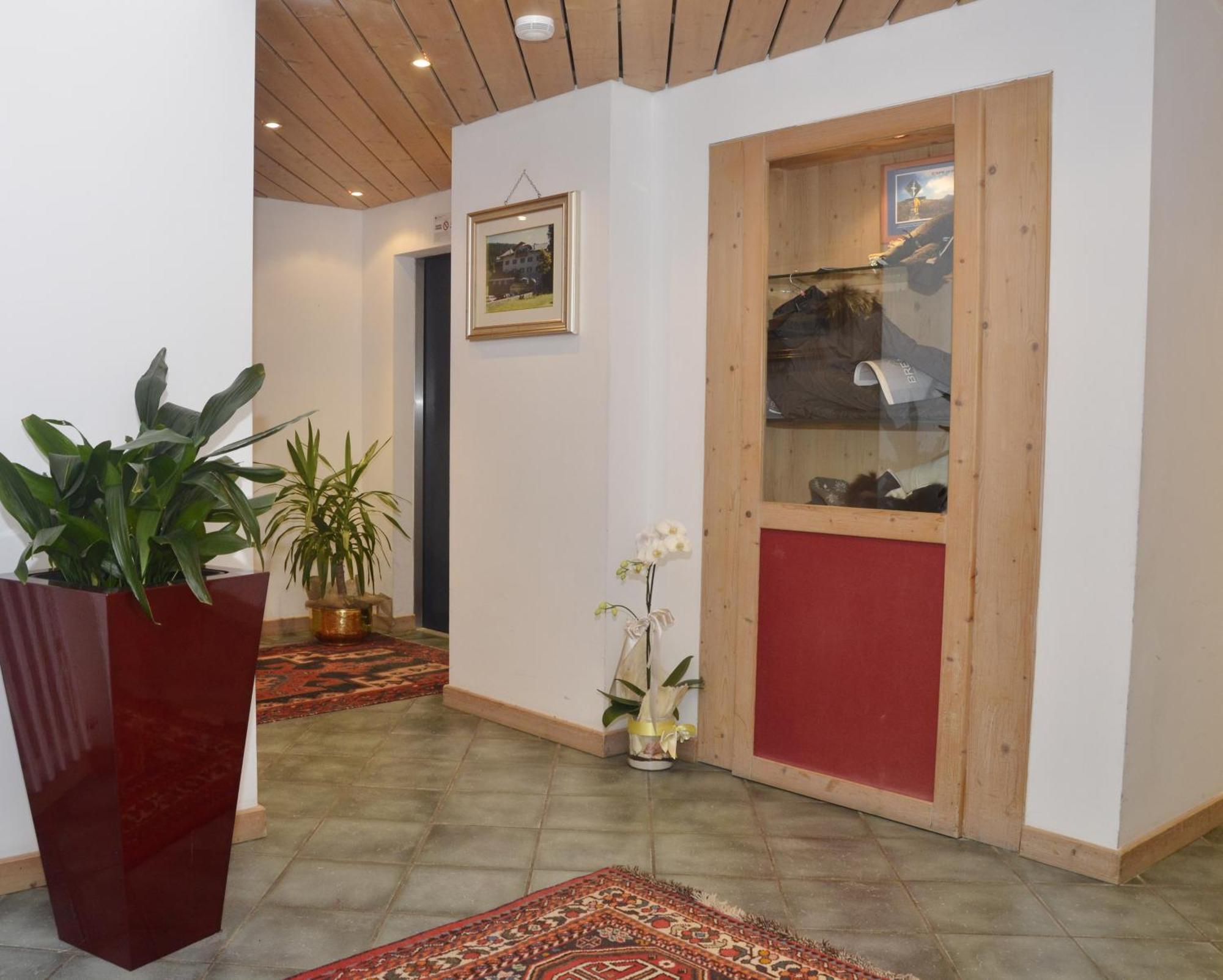 Hotel Martinella Folgaria Luaran gambar
